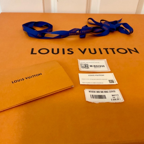 Louis Vuitton Monogram Neverfull MM w/pochette - Picture 11 of 12